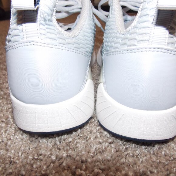 Adidas Questar CC Womens Running Shoes Size 7.5 - Picture 3 of 13